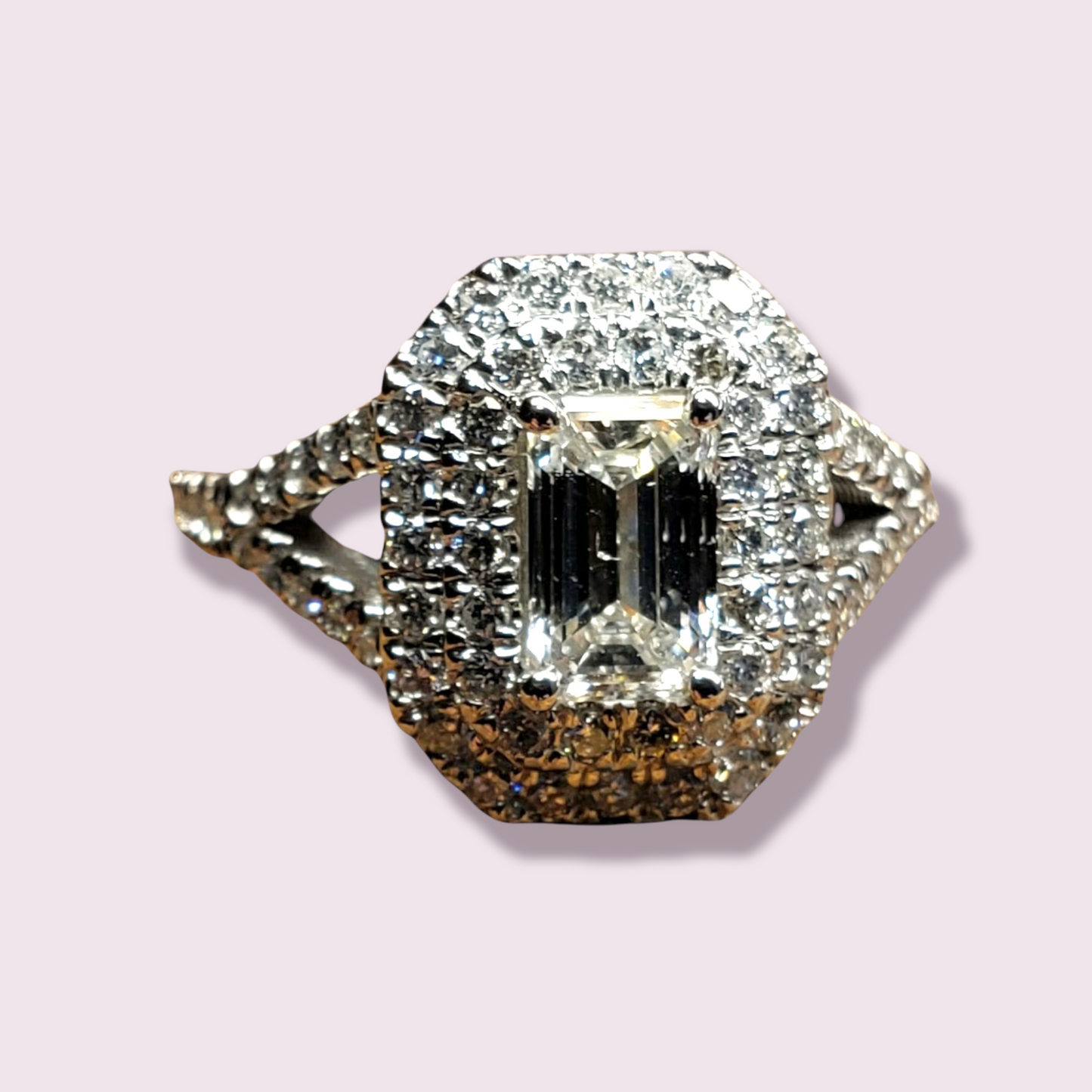 Double halo /Emerald cut center