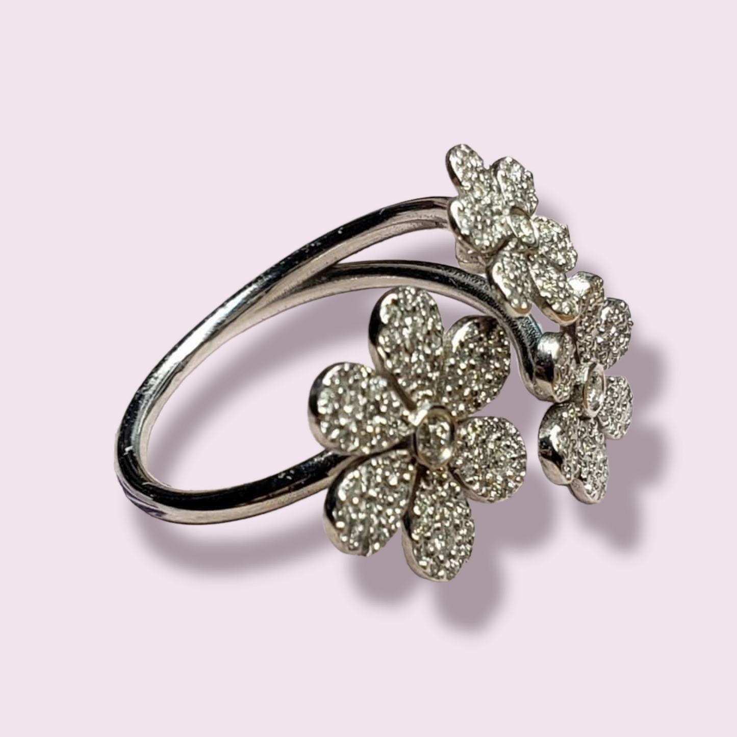 Daisy ring
