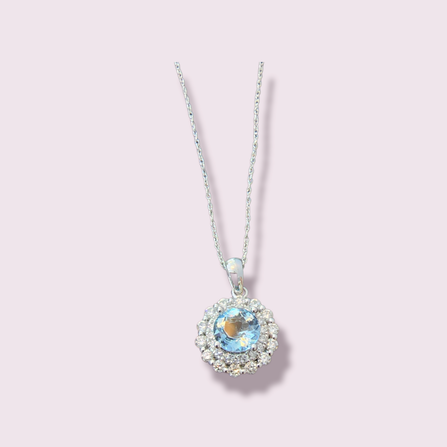 Aquamarine / Diamond pendant